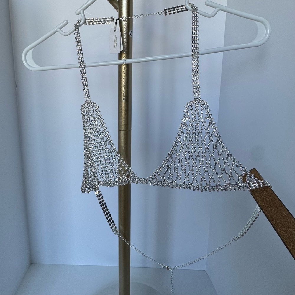 NWT Natasha Jewel Bra, spice up any top w/rhinestone bra, truly captivating!